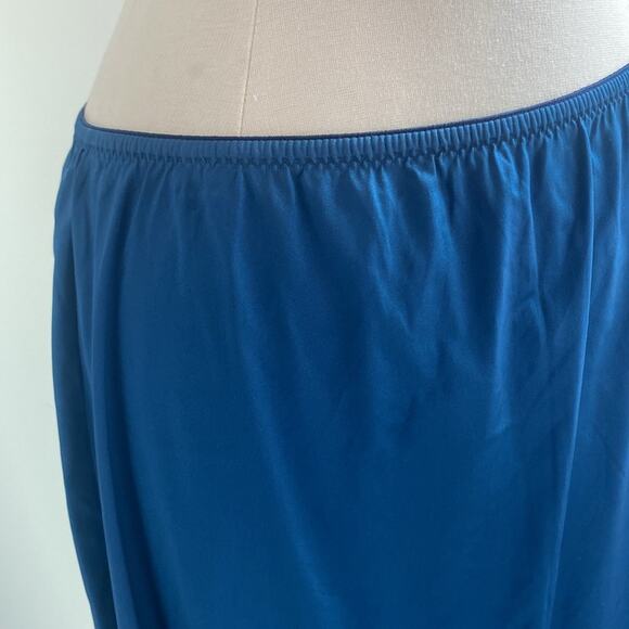 VINTAGE Lace Slip Skirt Womens Sz Medium Nylon - Picture 2 of 4